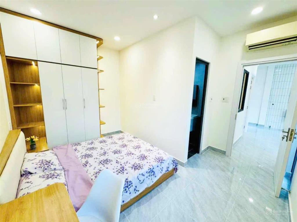 Bán nhà đường văn cao q. tân phú