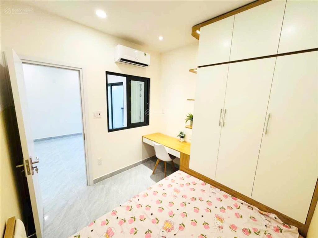Bán nhà đường văn cao q. tân phú