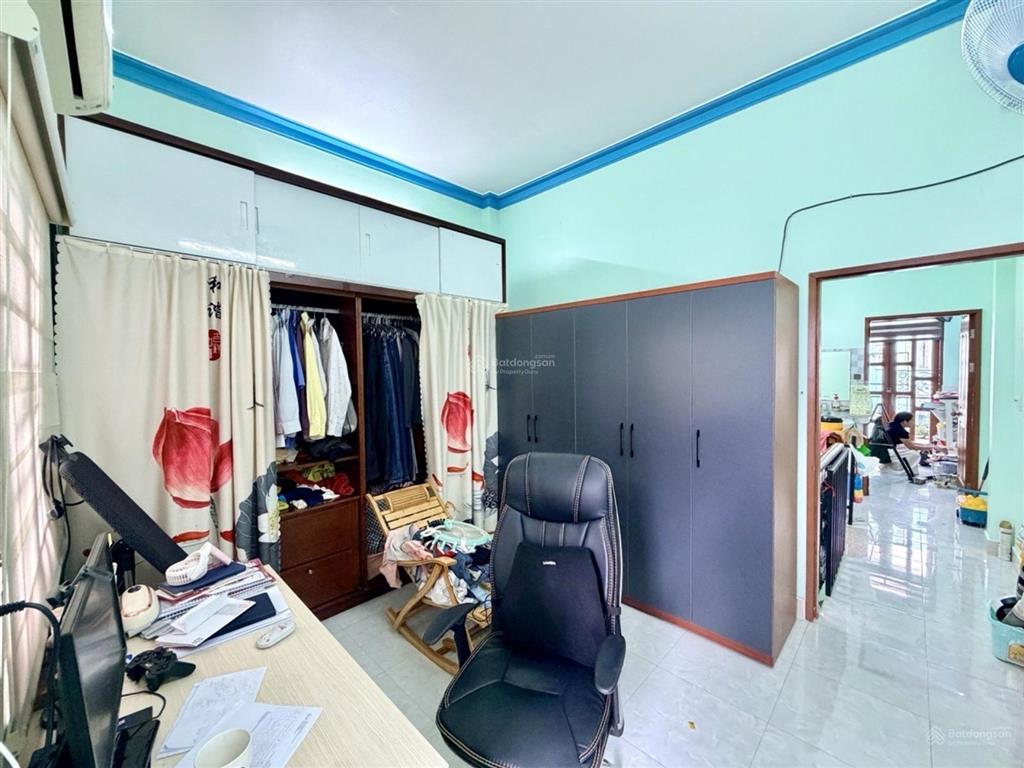 Bán nhà q.bình tân hẻm xe hơi chỉ 5t