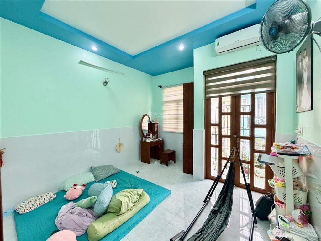 Bán nhà q.bình tân hẻm xe hơi chỉ 5t