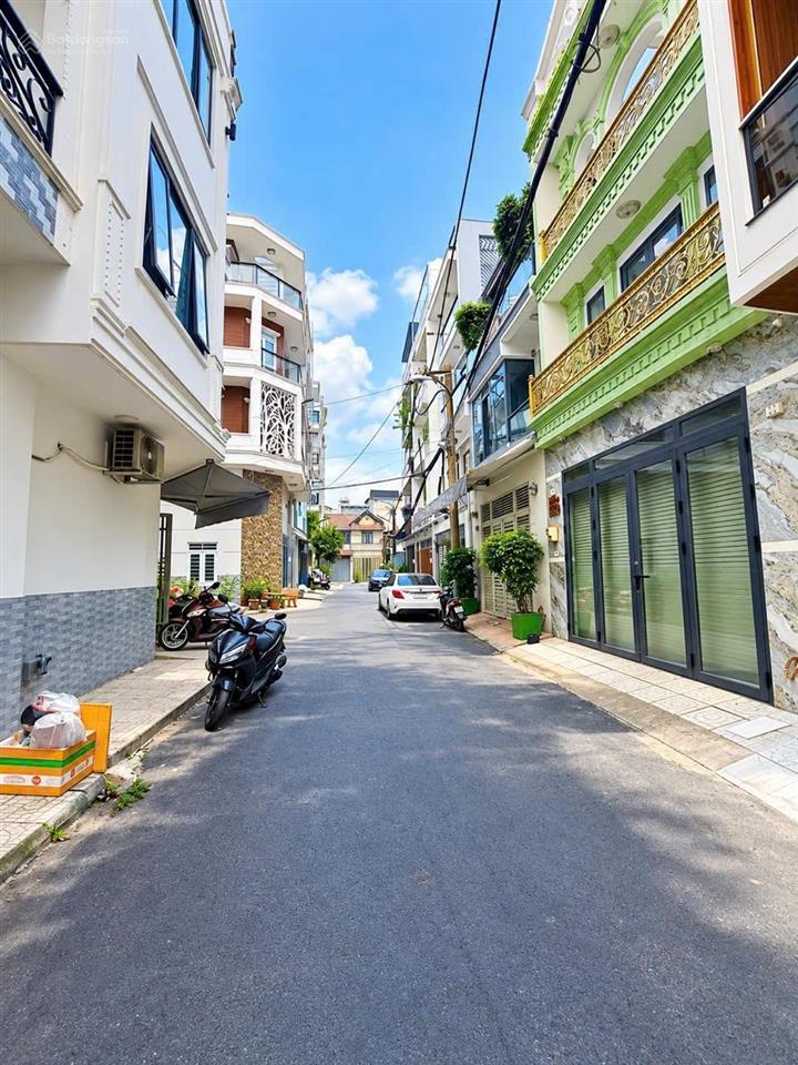 Bán nhà đường lê văn quới, full nội thất cao cấp