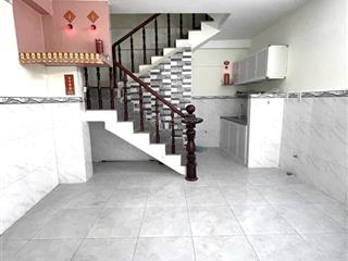 Nhà hương lộ 2, bình tân, 3 tầng gần chợ chỉ 2.1 tỷ dt 3,9x9m cn (25m2)