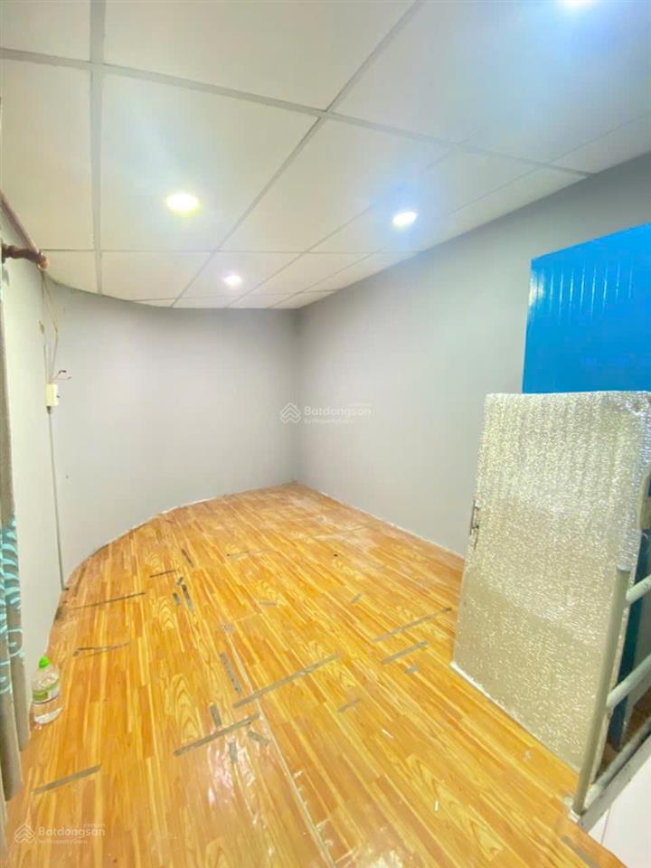 Nhà nhỏ xinh hiếm lô góc 2 mặt tiền bình chánh 13m giá 395 triệu
đang có dòng tiển ~2