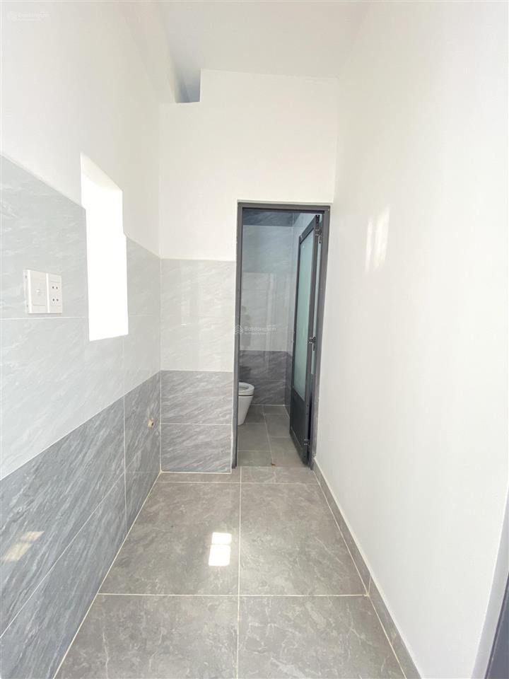 Siêu phẩm 5 tầng ô tô vào nhàkinh doanh tốt  gần aeon tân phú
dt 52m ( 4,4x12)giá 6tỷ15