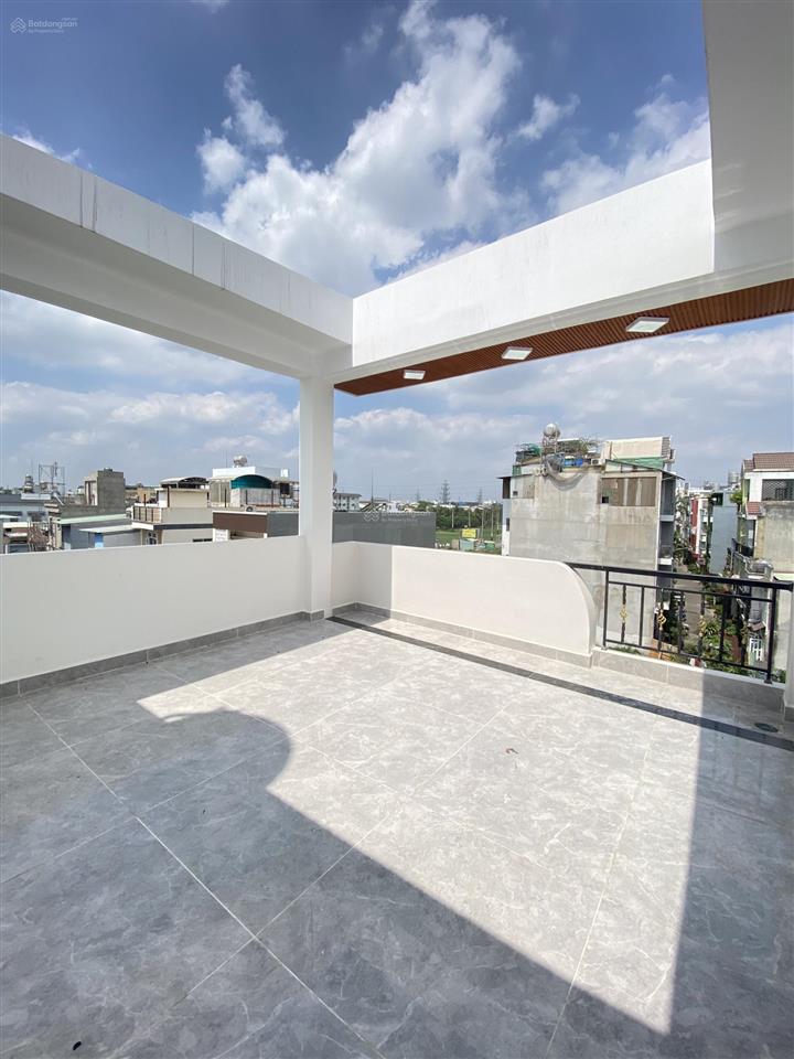 Siêu phẩm 5 tầng ô tô vào nhàkinh doanh tốt  gần aeon tân phú
dt 52m ( 4,4x12)giá 6tỷ15