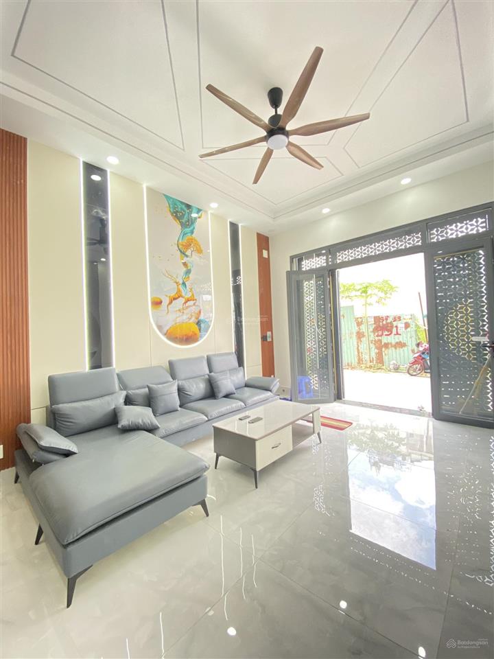 Siêu phẩm 5 tầng ô tô vào nhàkinh doanh tốt  gần aeon tân phú
dt 52m ( 4,4x12)giá 6tỷ15