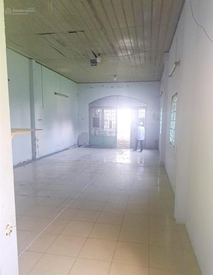 Nhà cấp 4  đất vàng lê văn quới hẻm xe tải dt 149m2 (5,1x29,5) nở hậu chỉ 9.6 tỷ