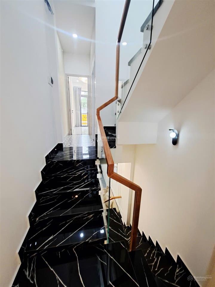 Cực hiếm mặt tiền lũy bán bích nhà mới đẹp 3 tầng full nội thất kinh doanh đỉnh chỉ 5tỷ950