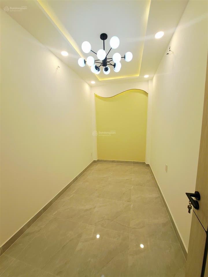 Cực hiếm mặt tiền lũy bán bích nhà mới đẹp 3 tầng full nội thất kinh doanh đỉnh chỉ 5tỷ950