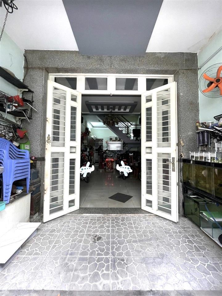 Mặt tiền kinh doanh 3 tầng btct 4pn ngay gò xoài dt 50m(4x12,5)  chỉ 5.9 tỷ