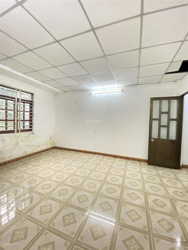 Mặt tiền kinh doanh 2 tầng khu dân cư cao cấp dòng tiền  khu vip bàn cờ  chỉ 6ty75