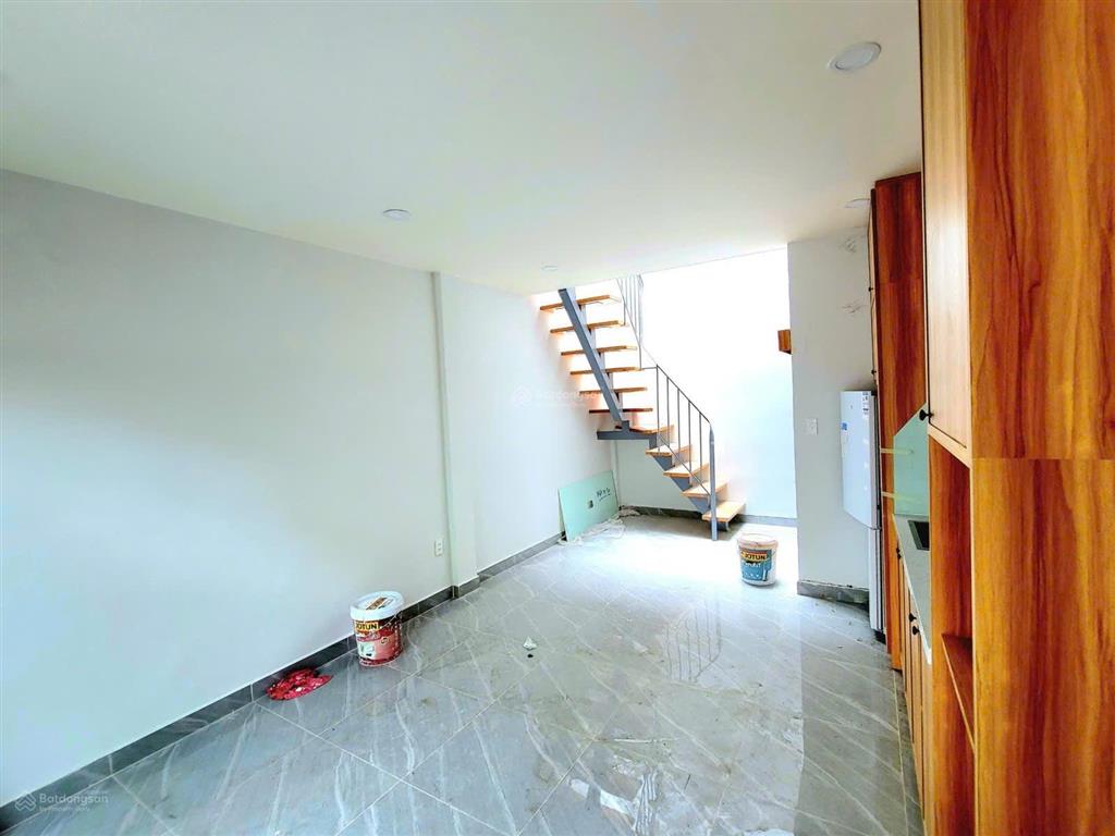 Mặt tiền tăng bạt hổ p.11 bình thạnh  ngang 4m  thuận tiện mở vp/công ty  chỉ 4.4 tỷ