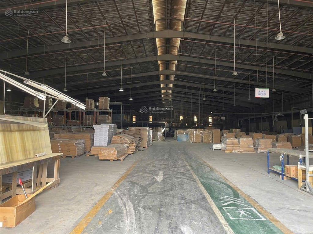 Cho thuê xưởng 5850m2, giá ~410 triệu tại tân uyên, hcm