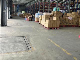 Cho thuê kho 8600m2  giá 989tr/th tại dĩ an