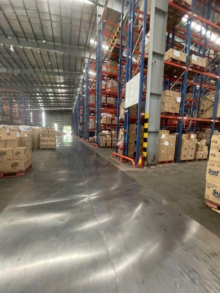 Cho thuê kho 8600m2  giá 989tr/th tại dĩ an