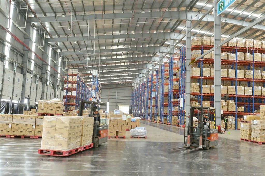 Cho thuê kho 8600m2  giá 989tr/th tại dĩ an