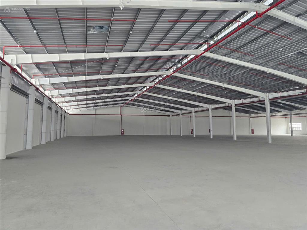 Cho thuê xưởng 9000m²  giá 480 triệu tại tân uyên  tp hcm