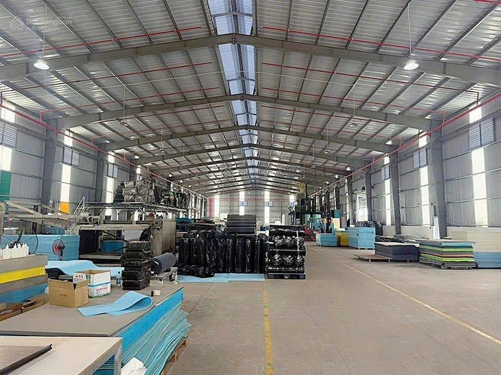 Cho thuê xưởng 2200m 190 triệu tại tân uyên