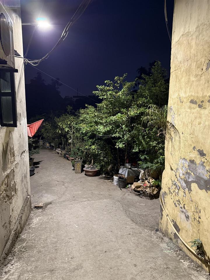 Bán đất tại thượng cát, 4,85 tỷ, 45 m2, đúng 15m ra ô tô tránh đỗ đón đầu tương lai.