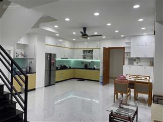 Cần bán gấp căn hộ duplex 2 tầng hàng hiếm 220m2 chung cư gia hoà