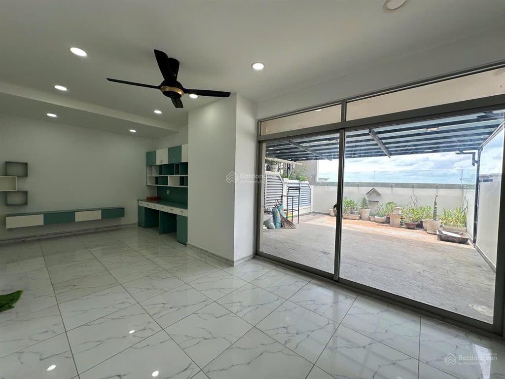 Cần bán gấp căn hộ duplex 2 tầng hàng hiếm 220m2 chung cư gia hoà