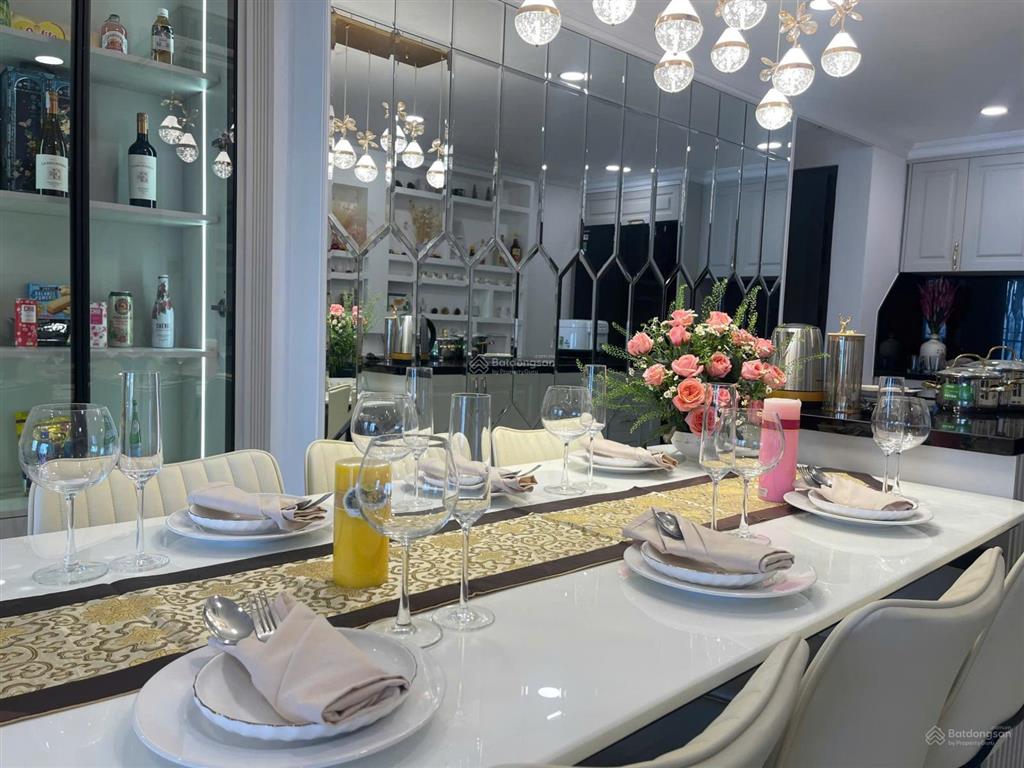 Bán cc cosmo city tại nguyễn thị thập, 7,7 tỷ, 119m2, 3pn, 2wc, full nội thất