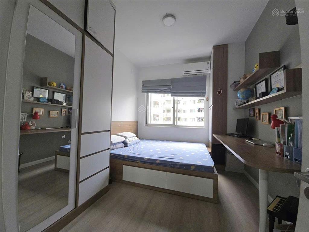 Bán căn hộ hưng vượng 3  view nội khu thoáng mát
