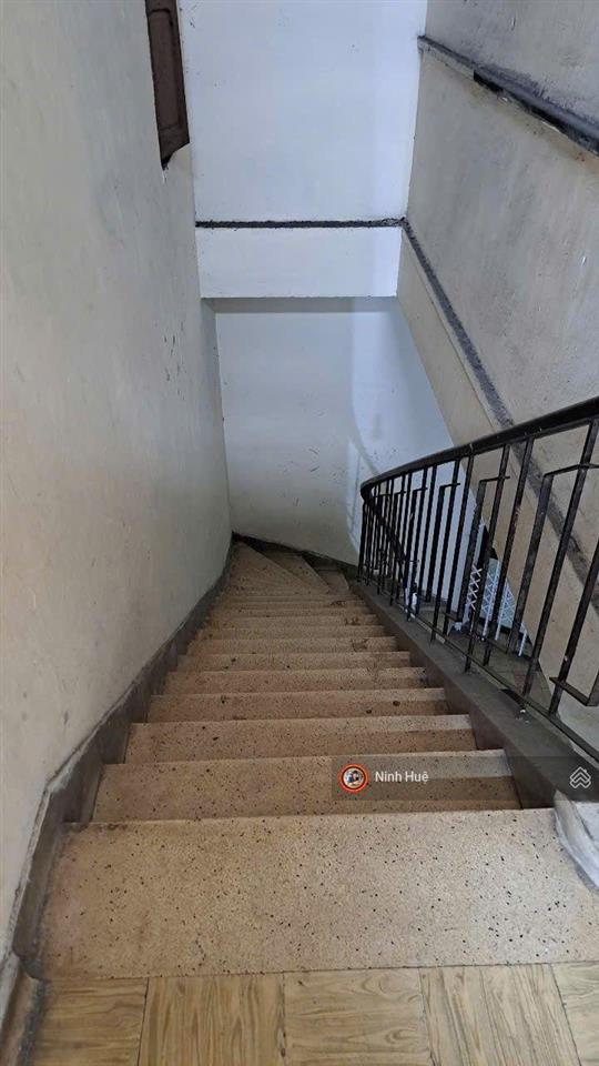 Quận 3 khu nhà tập thể trần quốc thảo 53m2 shr giá 2,9tỷ