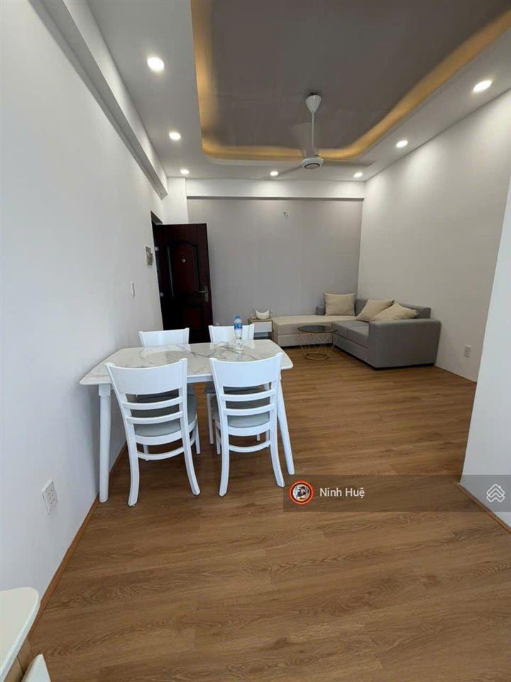 Quận 10 cc ngô gia tự 60m full nội thất lô góc giá 3,85 tỷ