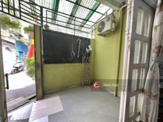 Lê văn sỹ hxh tránh vip 333 nhà ba mặt thoáng 74m giá 12,6 tỷ.