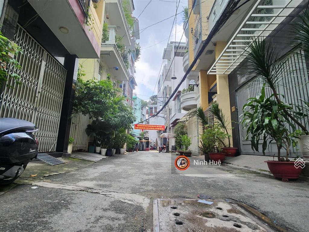 Lê văn sỹ 110m hai căn chia sẵn hxh tránh giá chỉ 16tỷ.