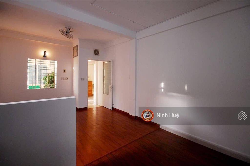 Quận 1 cc phan liêm trung tâm q1 shr giá 4,38tỷ.