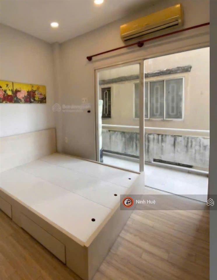 Quận 1 cc phố tây bùi bùi viện 2pn 61m tặng nội thất tầng thấp giá 5,25tỷ.