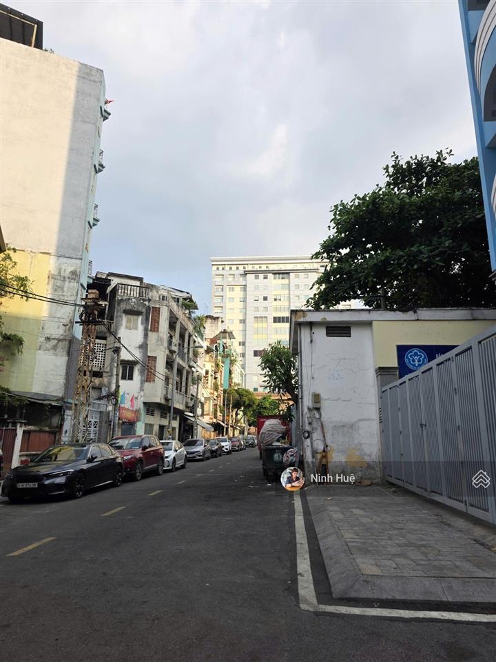 Quận 1 cc lý văn phức ,tầng thấp, 49m2, giá 4,1 tỷ