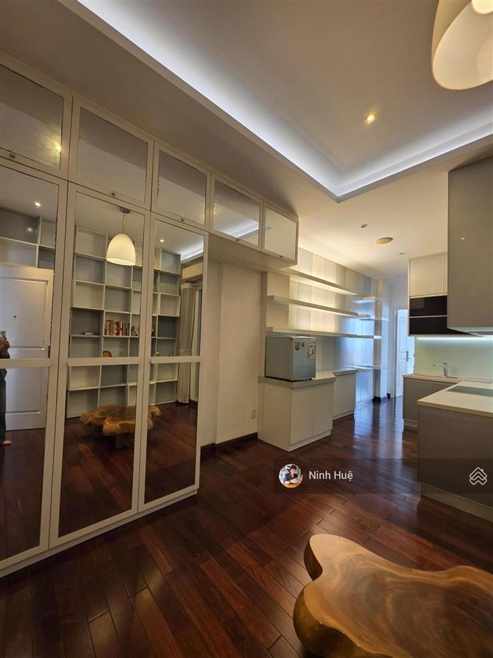 Quận 1 cc tầng thấp full nội thất, shr, giá 4,3tỷ.