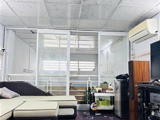 Quận 10 bán nhà hxt thông gần trường đại học hoa sen 53m giá 10,8 tỷ.