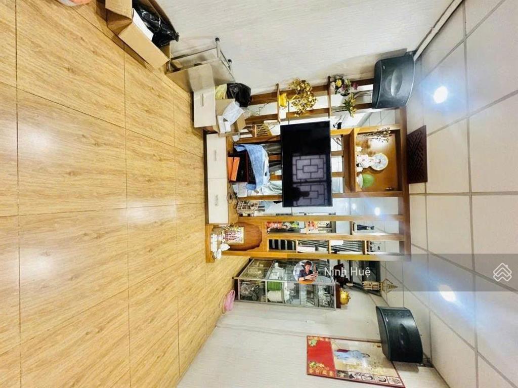 Quận 5cc lý thường kiệt 40m thang bộ có gác 2pn giá 2,49 tỷ.