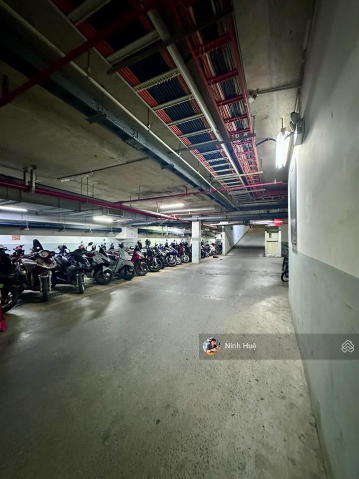 Quận 8  cc tara residence 78m căn góc 2pn tặng nội thất view công viên giá 4,4 tỷ.