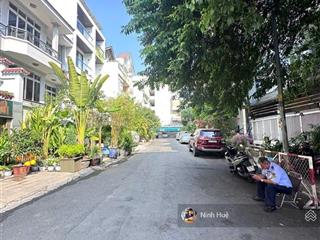 Phú nhuận cc 43 hồ văn huê tầng trệt 1 trệt lửng 2wc giá 3,4tỷ