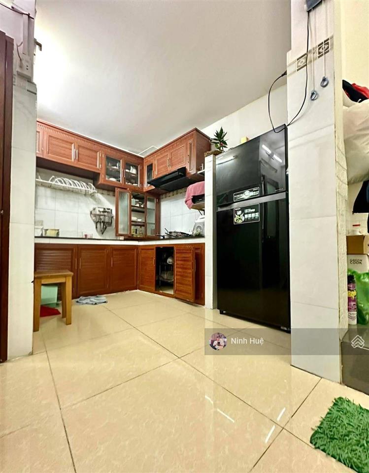 Hxh tránh 5phút ra sân bay gần đh, bv 85m2 giá chỉ 9.6tỷ còn tl