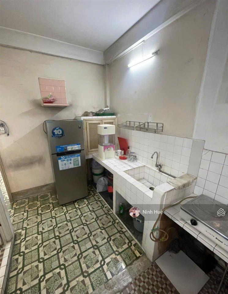 Quận 5cc xóm cải 46m nhà đẹp giá 2,5tỷ.