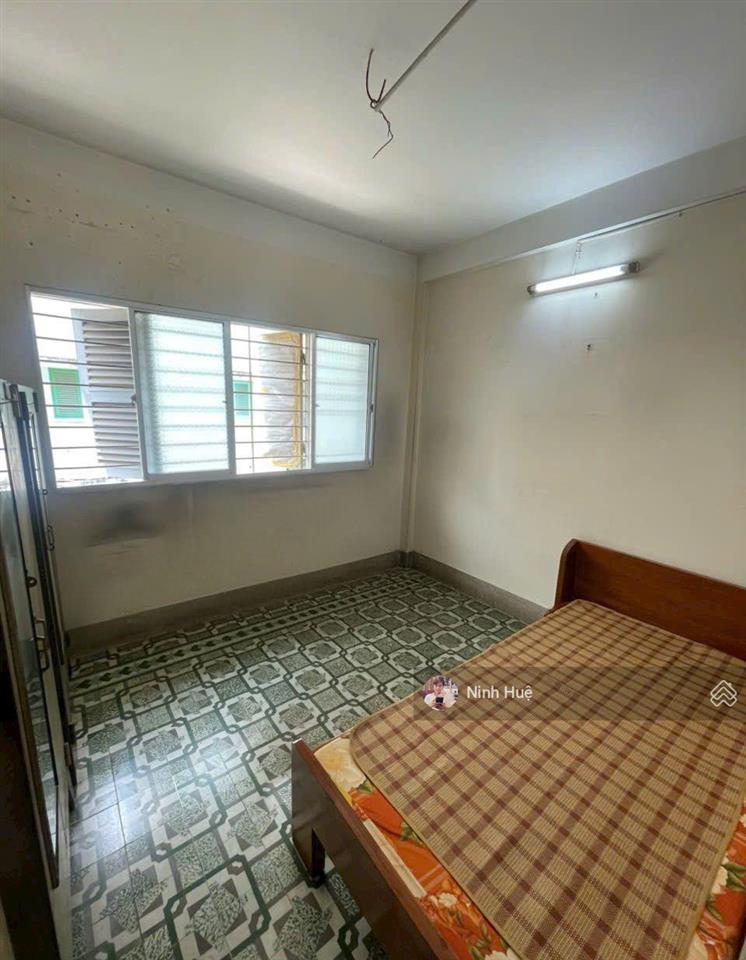 Quận 5cc xóm cải 46m nhà đẹp giá 2,5tỷ.