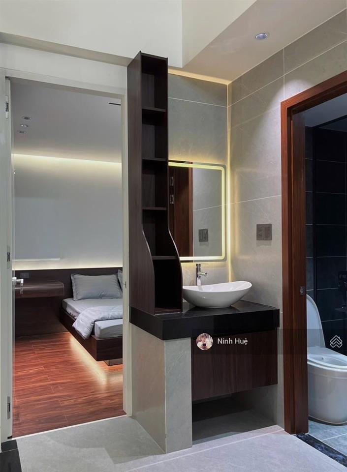 Bán nhà đẹp hẻm đẹp đường 3 tháng 2 61m 4 tầng btct kiên cố giá hơn 14 tỷ.