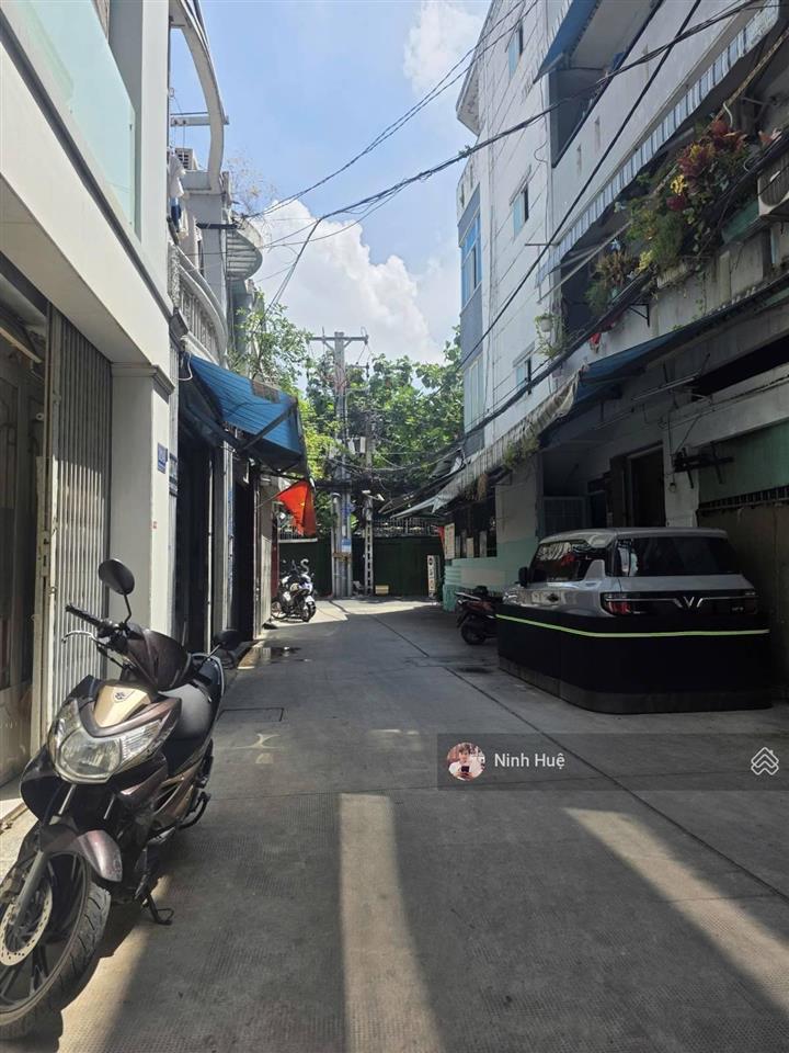 Bán nhà hxt cao thắng  khu hà đô vòng xoay dân chủ 5 tầng giá 12,5 tỷ.