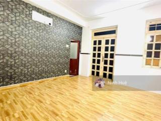Bán nhà mt hẻm 10m lê hồng phong ngang 5,3m 5 tầng btctgiá 18tỷ.