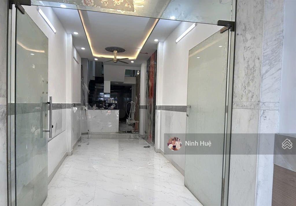 Quận 10 hxt tránh  thông tô hiến thành, hòa hưng  60m 5tâng btctsổ vuông a4 giá 12,2tỷ.
