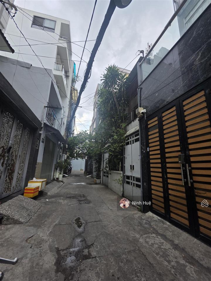 Quận 10  hẻm xe hơi vị trí trung tâm  47m2 6pn giá 9,5 tỷ