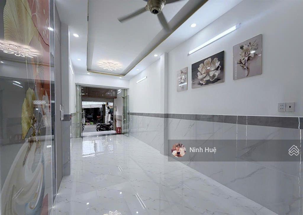 Quận 10 hẻm xe tải 1sẹc tô hiến thành 60m 5tầng btct mới giá chỉ 12,2tỷ.