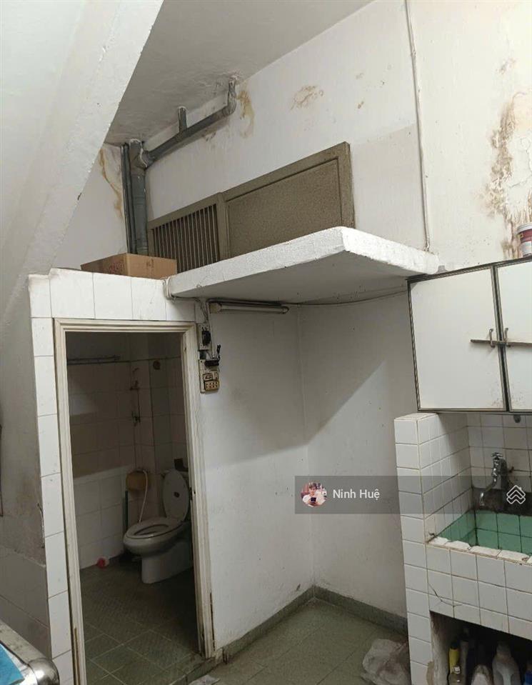 Quận 3  bán nhà cũ hẻm 6m, ô tô ngủ trong nhà  ngang 5,3m  giá 17,8 tỷ
