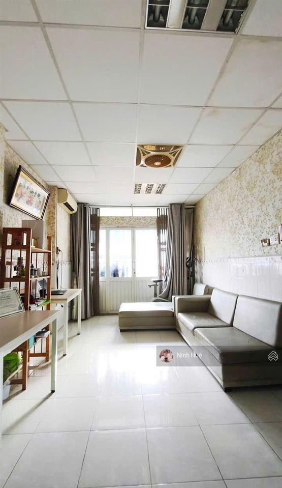 Quận 5cc xóm cải 46m nhà đẹp giá 2,8tỷ.